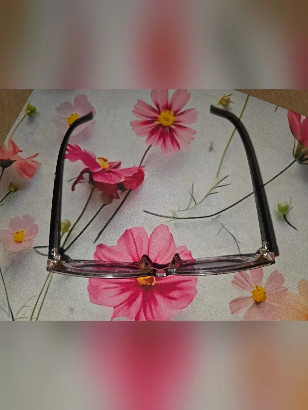 Women's Gradient Black Sunglasses